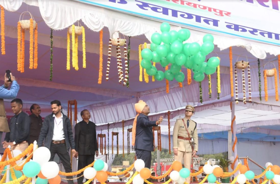 नारायणपुर जिले में मंत्री केदार कश्यप ने किया ध्वजारोहण