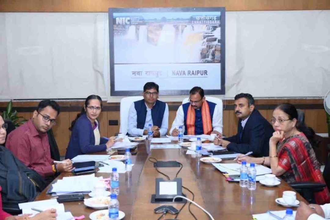 वित्तमंत्री ओपी चौधरी ने की स्वास्थ्य विभाग की बजट समीक्षा