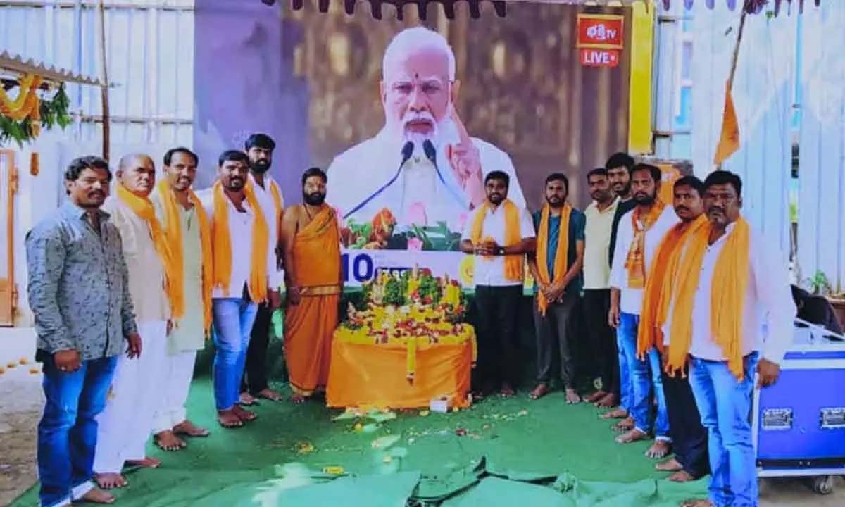 अट्टापुर में शिव रामंजनेय स्वामी मंदिर ने राम मूर्ति के समर्पण का जश्न मनाया