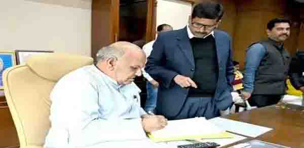 गड़बड़ी करने वालों के साथ सख्ती से निपटेगी सरकारः मंत्री वर्मा
